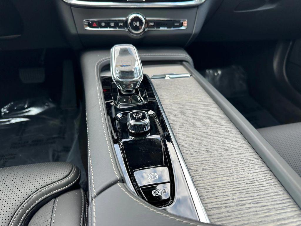 new 2025 Volvo V90 Cross Country car, priced at $68,965