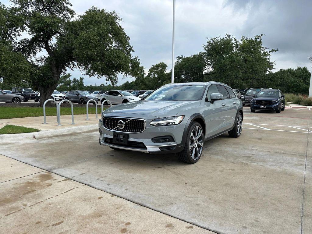 new 2025 Volvo V90 Cross Country car, priced at $68,965