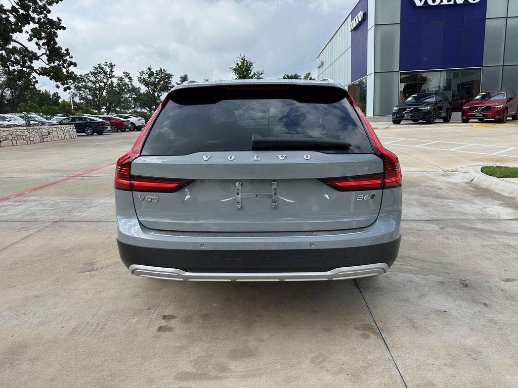 new 2025 Volvo V90 Cross Country car, priced at $68,965