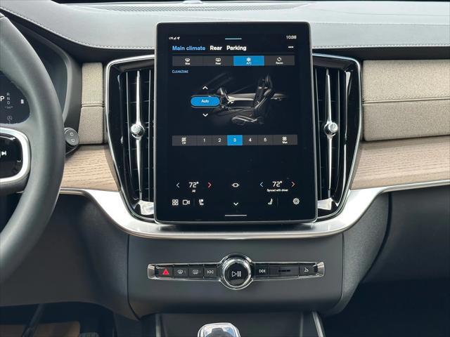 new 2025 Volvo XC90 car, priced at $69,155