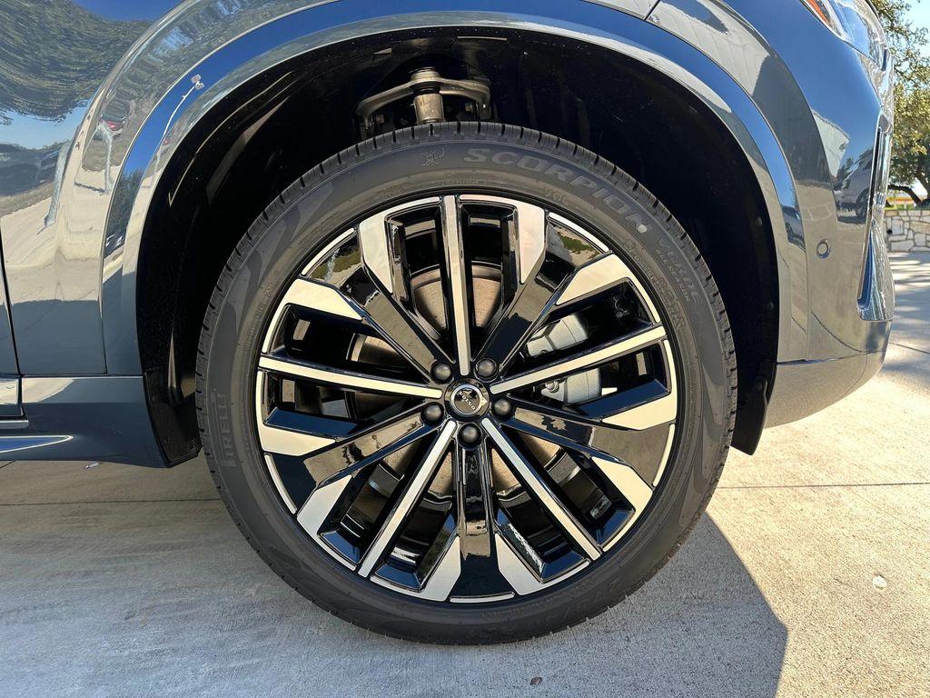 new 2026 Volvo XC90 car, priced at $76,075