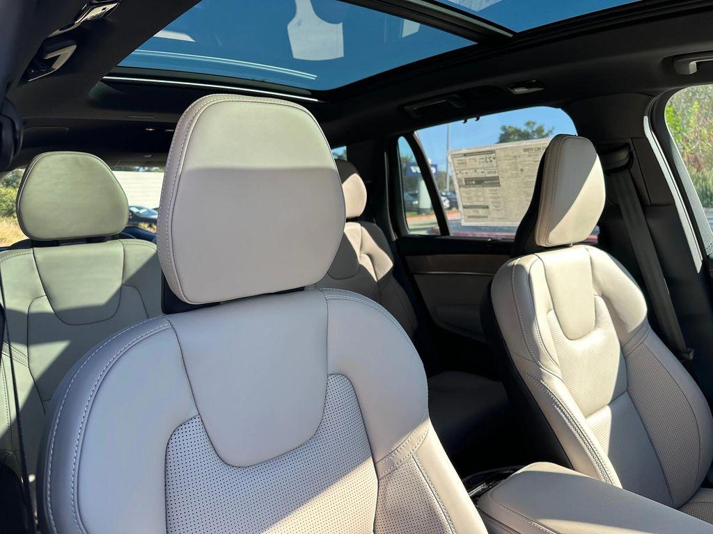 new 2026 Volvo XC90 car, priced at $76,075