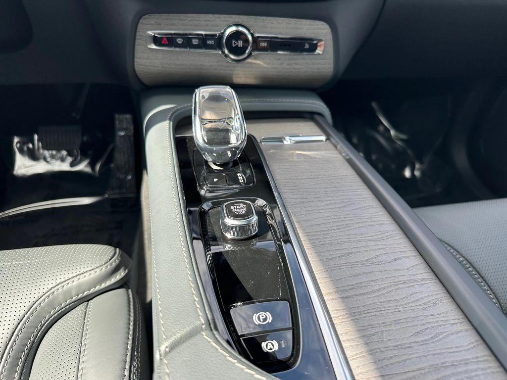 used 2024 Volvo XC90 Recharge Plug-In Hybrid car, priced at $67,999