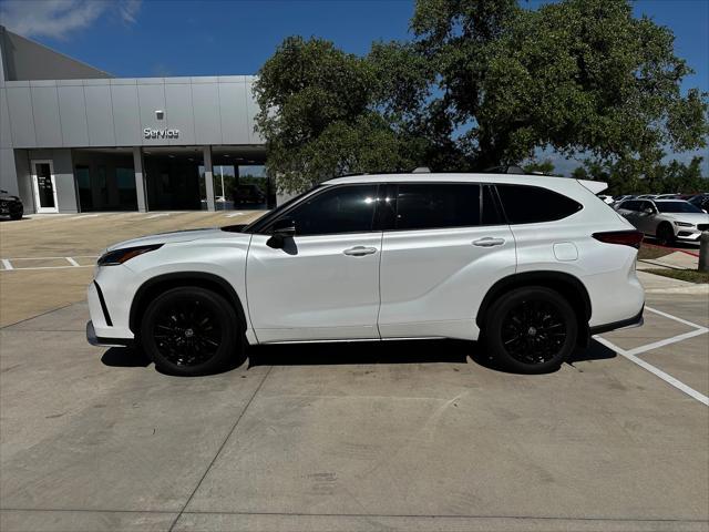 used 2023 Toyota Highlander car, priced at $44,800