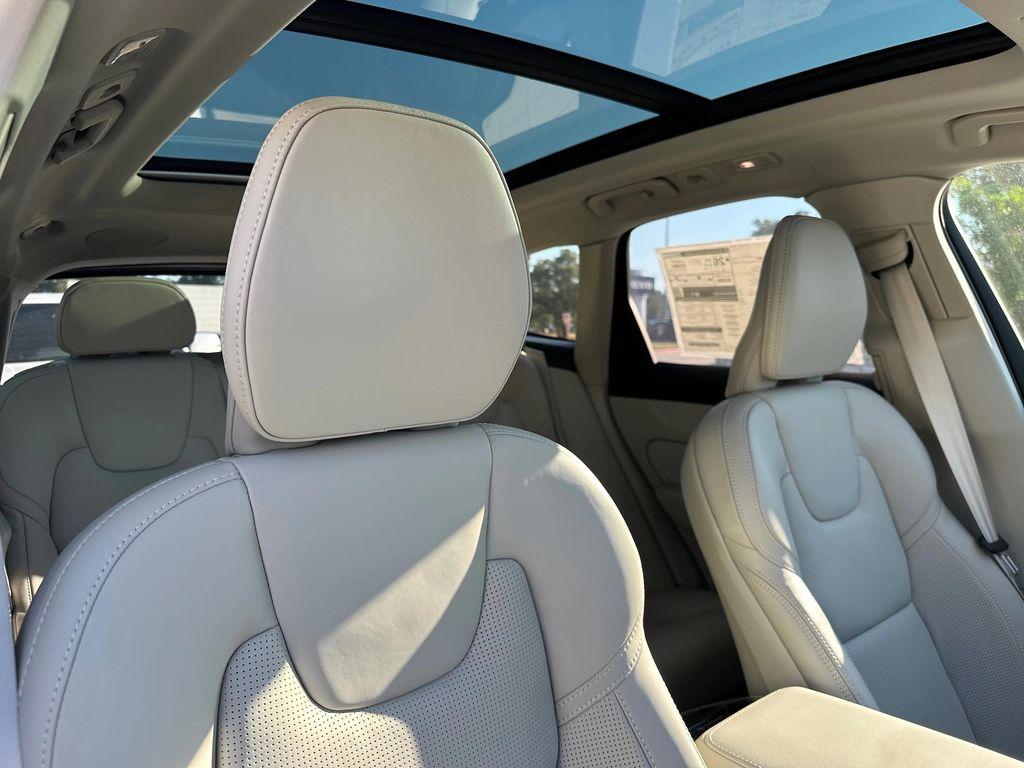 new 2026 Volvo XC60 car, priced at $63,935