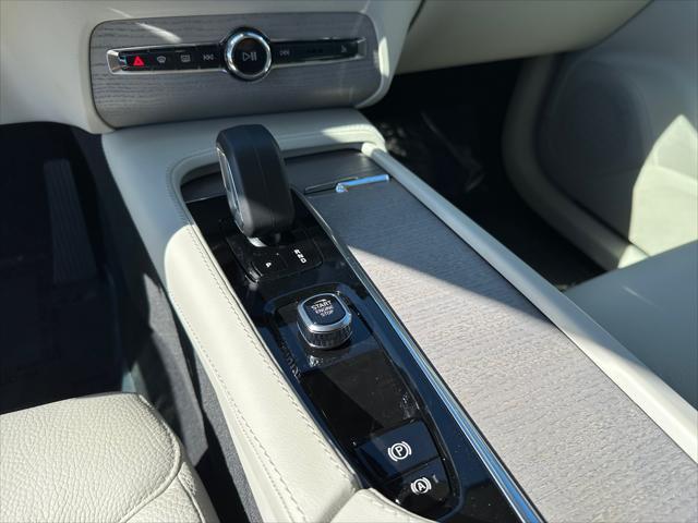 new 2024 Volvo XC90 Recharge Plug-In Hybrid car, priced at $76,570