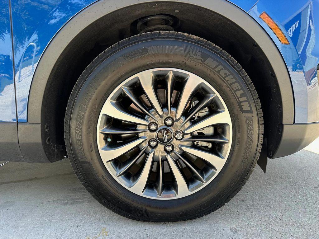 used 2020 Lincoln Nautilus car, priced at $20,999