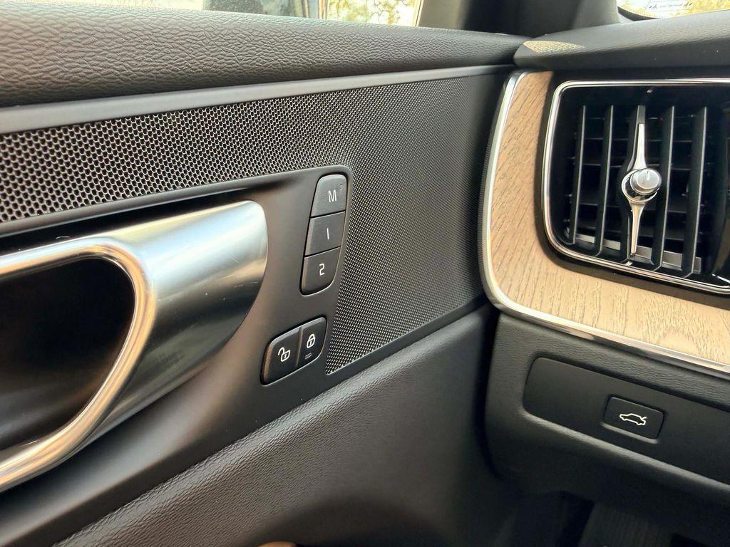 new 2026 Volvo XC60 car, priced at $57,235