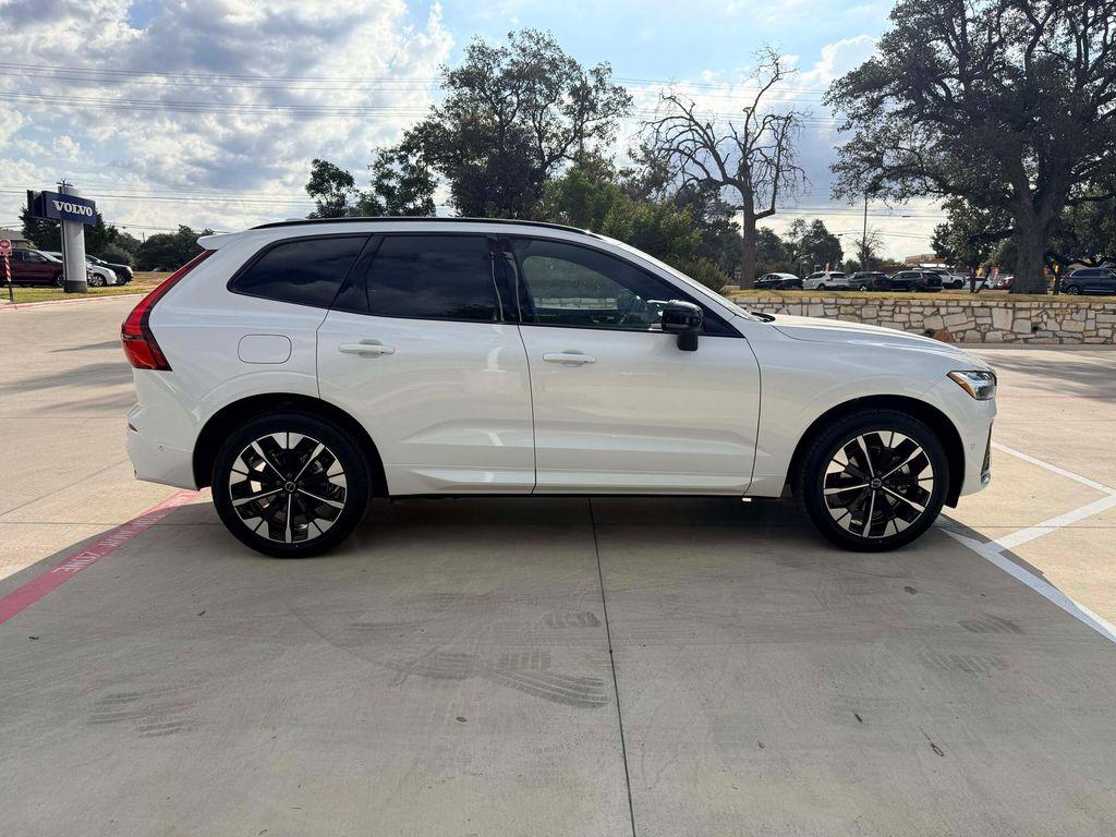 new 2026 Volvo XC60 car, priced at $57,235
