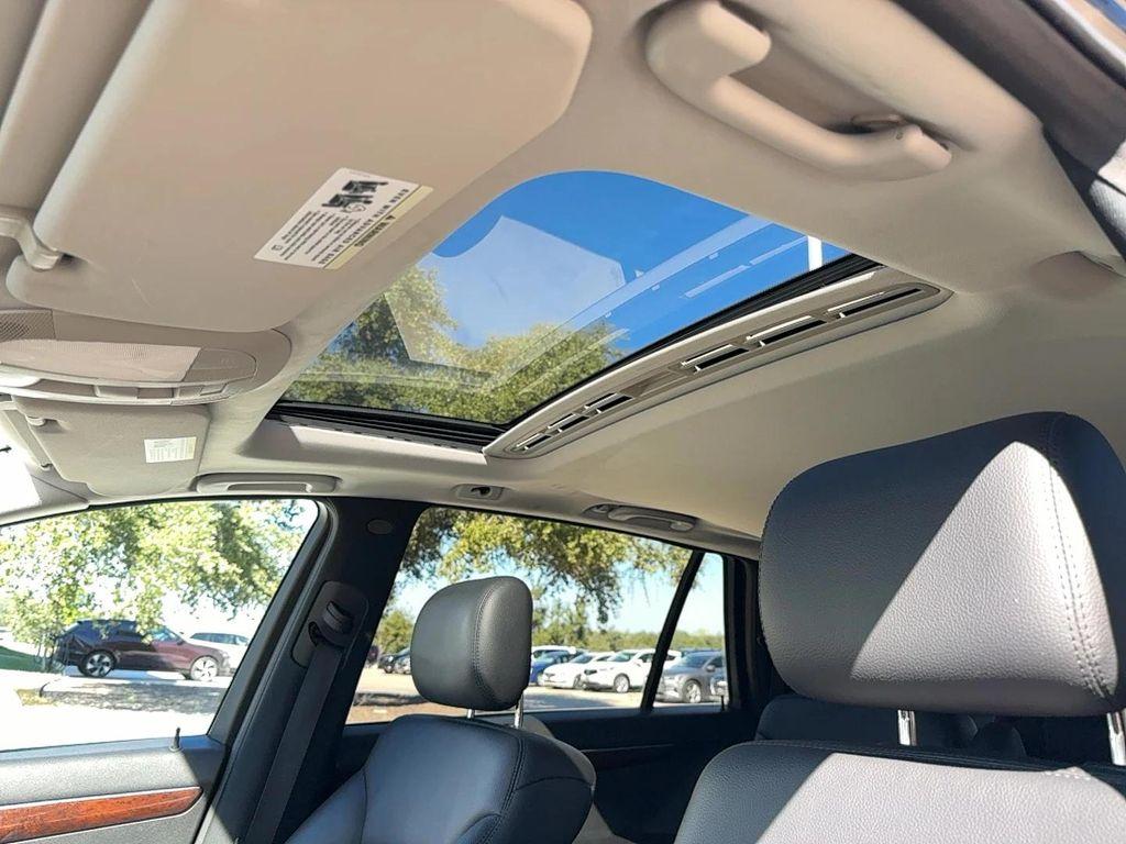 used 2010 Mercedes-Benz R-Class car, priced at $10,777