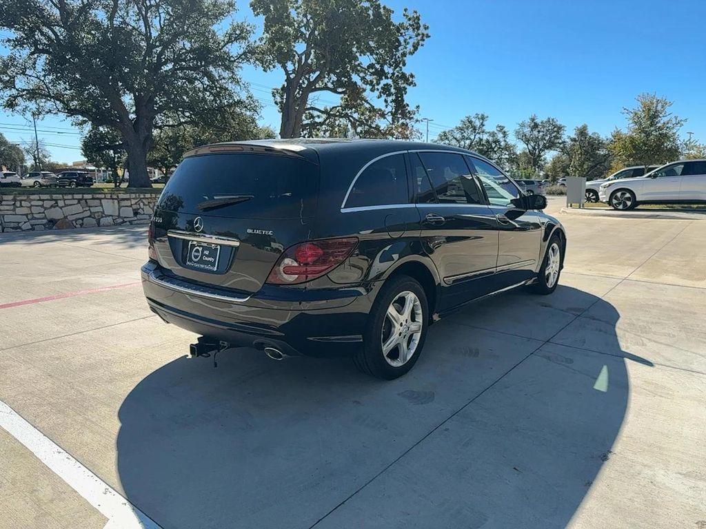 used 2010 Mercedes-Benz R-Class car, priced at $10,777