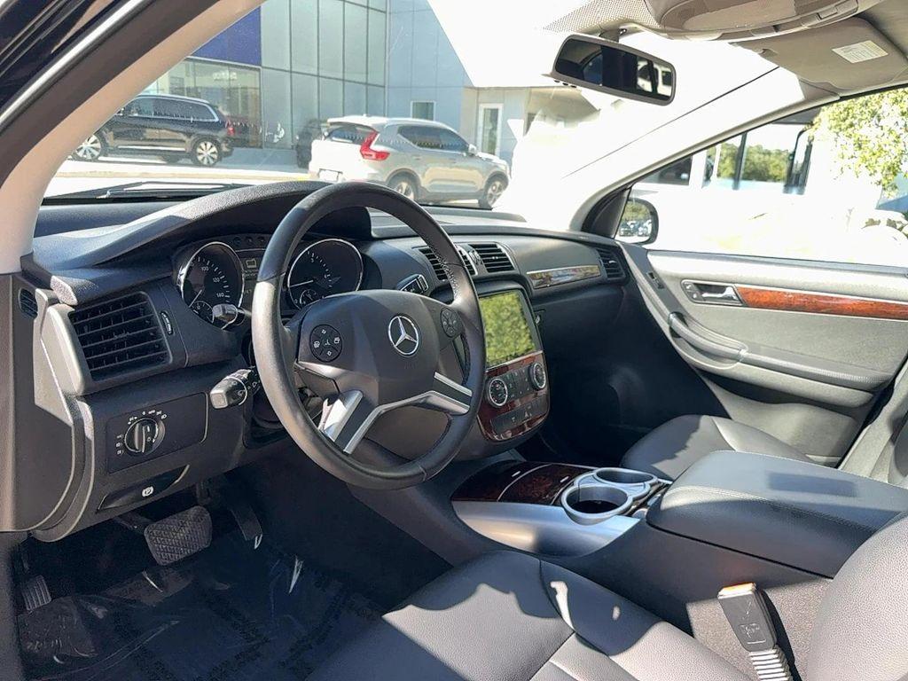 used 2010 Mercedes-Benz R-Class car, priced at $10,777