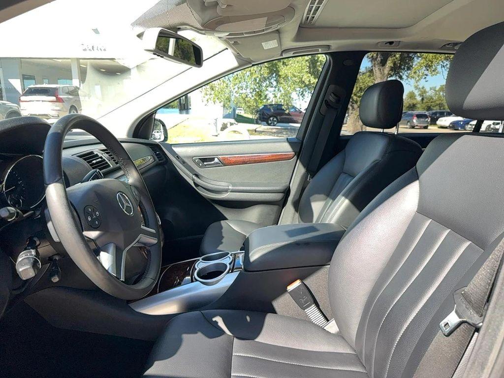used 2010 Mercedes-Benz R-Class car, priced at $10,777