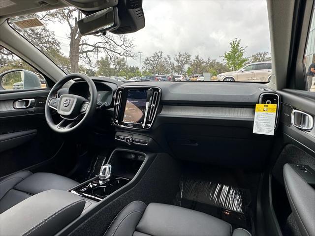 new 2025 Volvo XC40 car, priced at $56,860