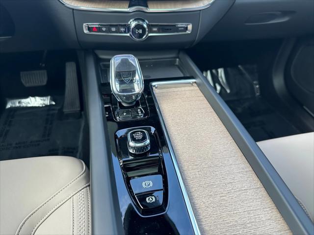 new 2026 Volvo XC60 car, priced at $57,985