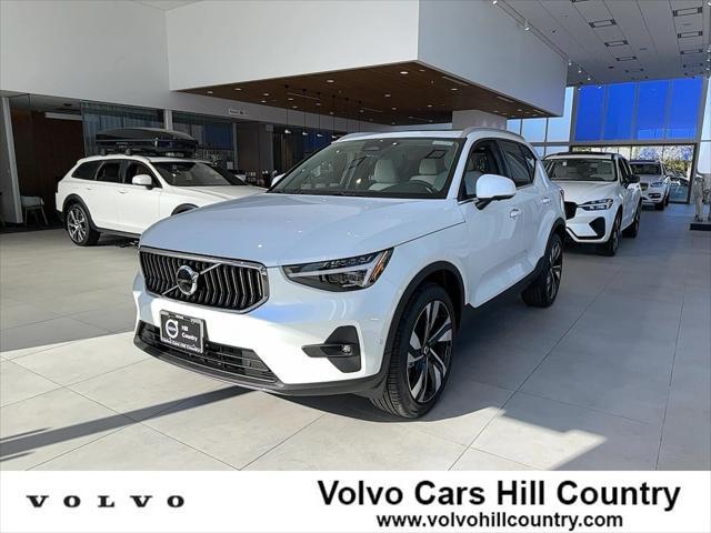 new 2025 Volvo XC40 car, priced at $51,145