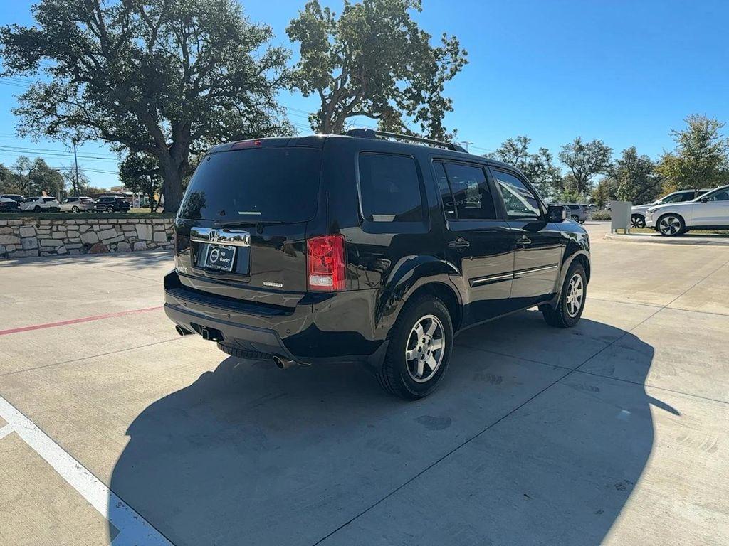 used 2011 Honda Pilot car, priced at $8,999
