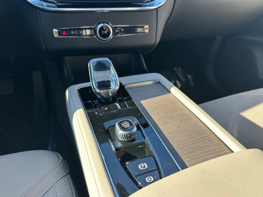 new 2026 Volvo XC90 car, priced at $73,430