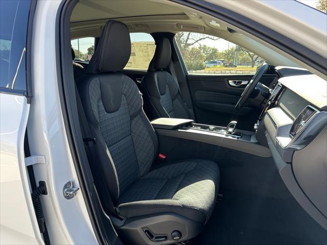 new 2025 Volvo XC60 car, priced at $49,780