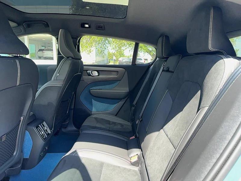 used 2022 Volvo C40 Recharge Pure Electric car, priced at $32,700