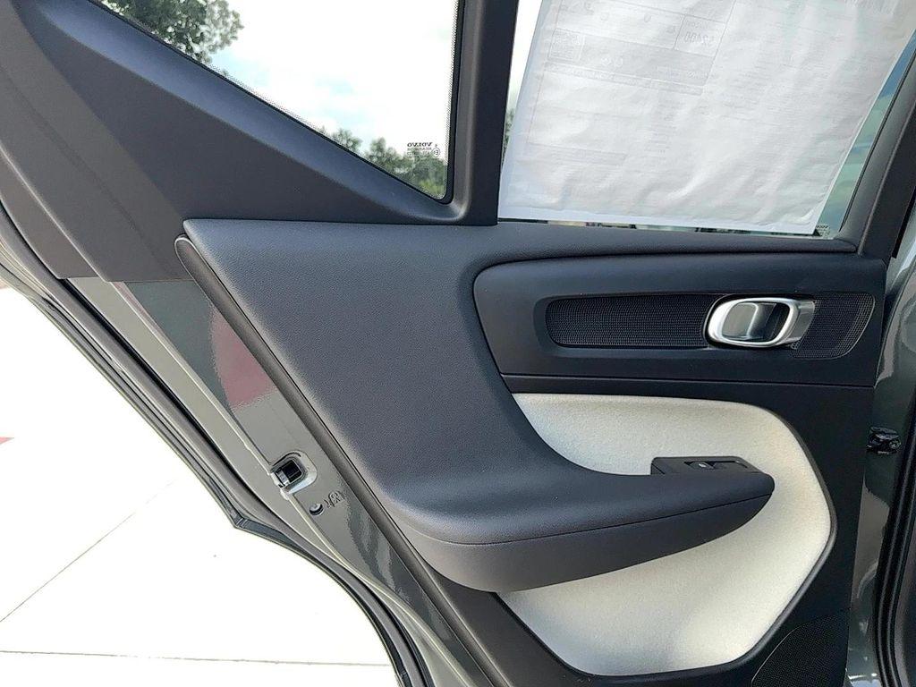 new 2026 Volvo XC40 car, priced at $52,980