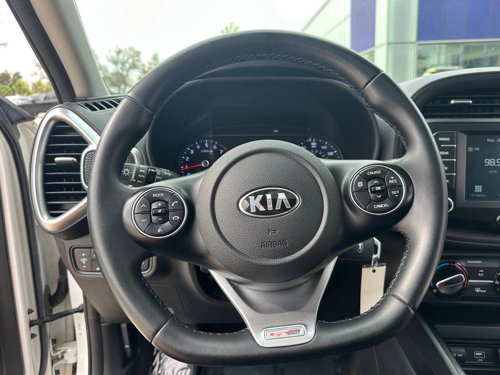 used 2021 Kia Soul car, priced at $15,777