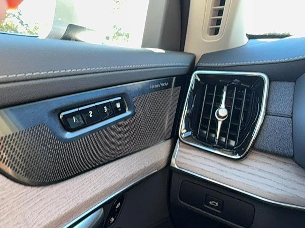 new 2026 Volvo XC90 car, priced at $73,930