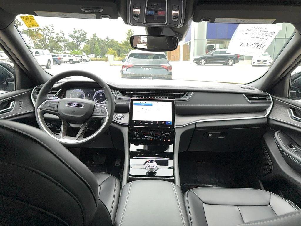 used 2024 Jeep Grand Cherokee car, priced at $34,777