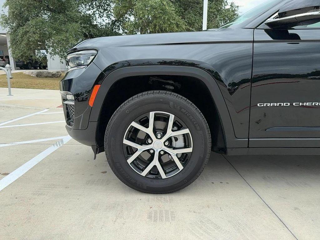 used 2024 Jeep Grand Cherokee car, priced at $34,777