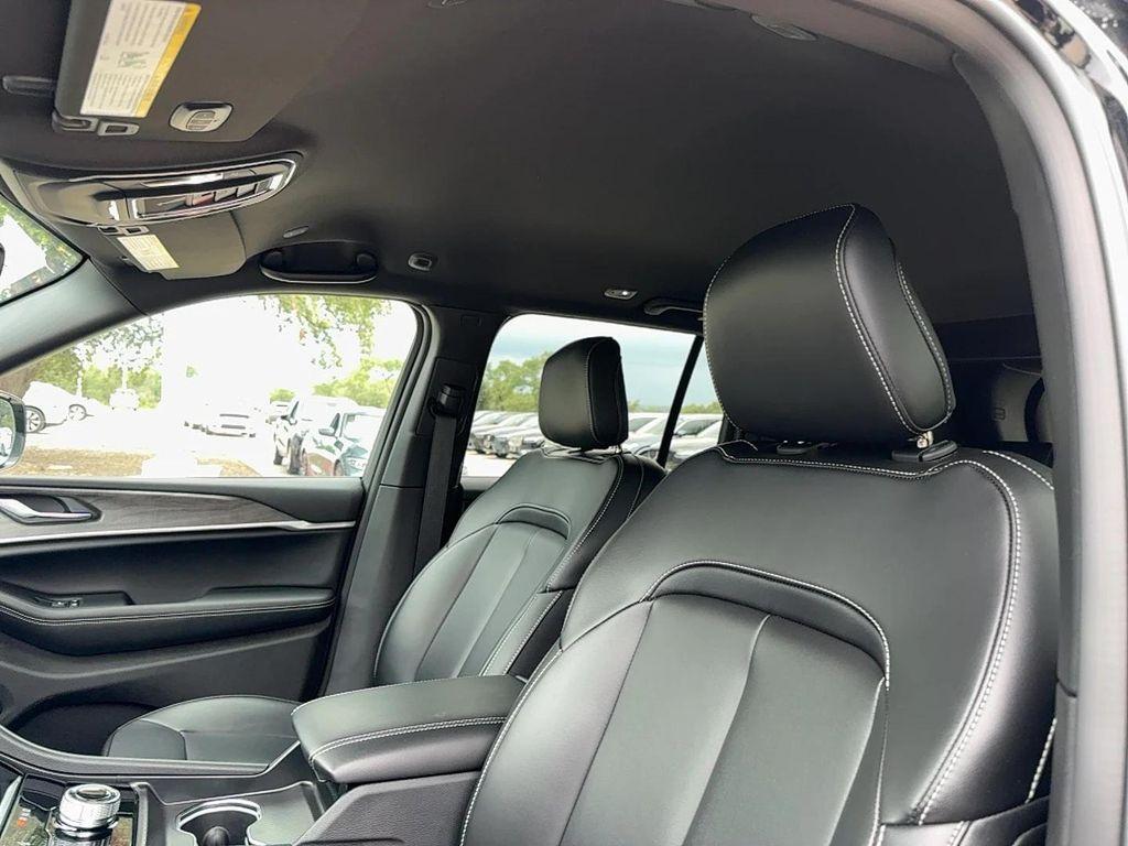 used 2024 Jeep Grand Cherokee car, priced at $34,777