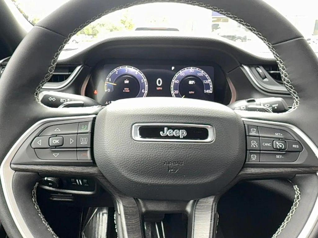 used 2024 Jeep Grand Cherokee car, priced at $34,777