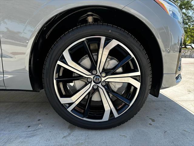 new 2025 Volvo XC60 car, priced at $61,260
