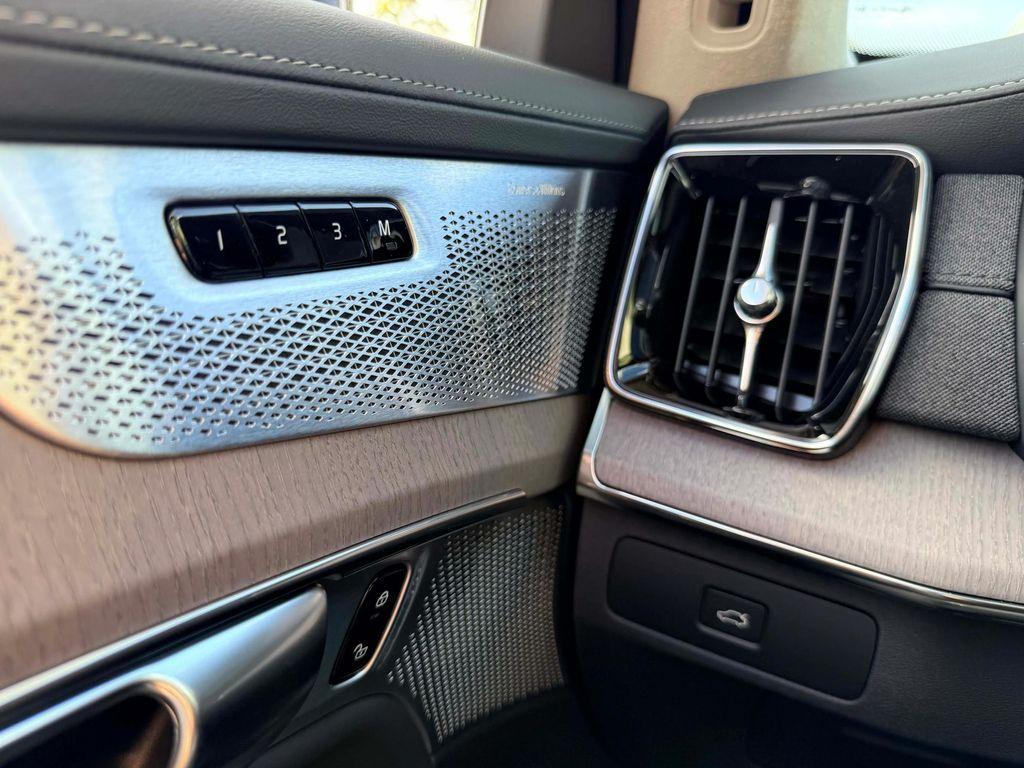 new 2026 Volvo XC90 car, priced at $90,535