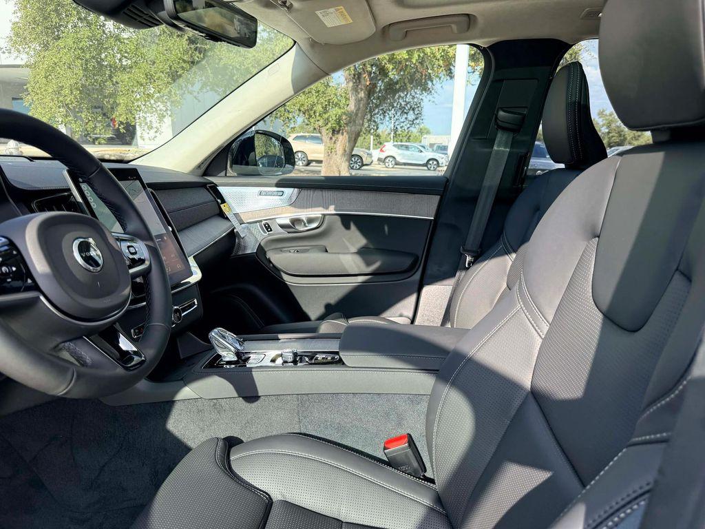 new 2026 Volvo XC90 car, priced at $90,535