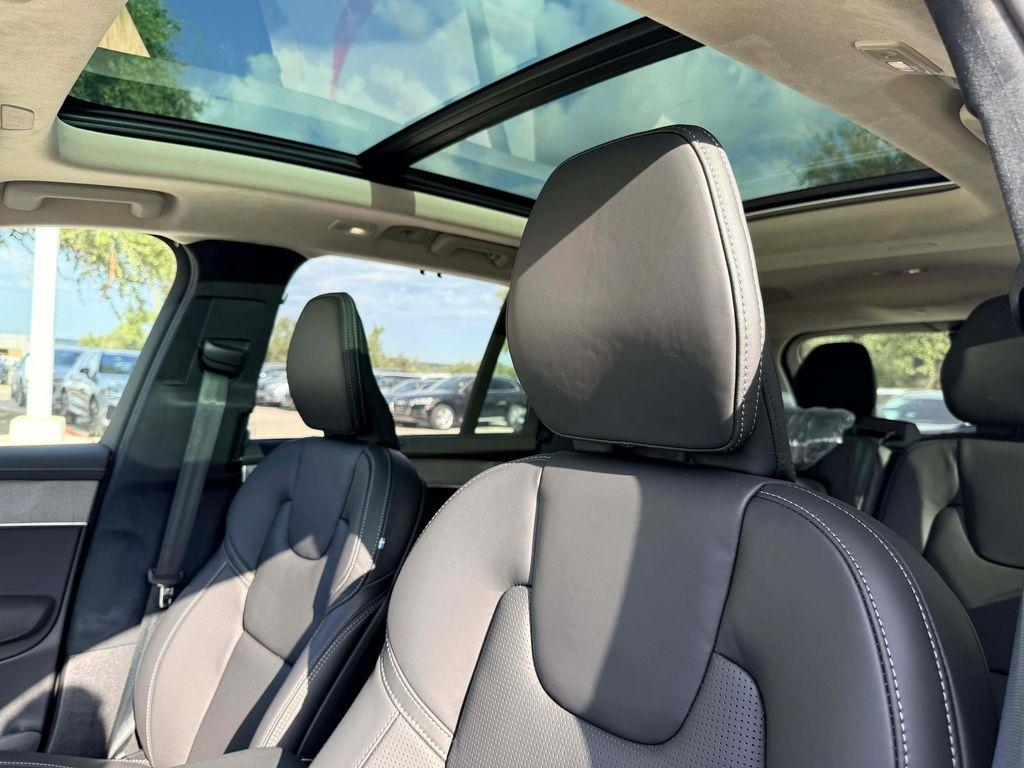 new 2026 Volvo XC90 car, priced at $90,535