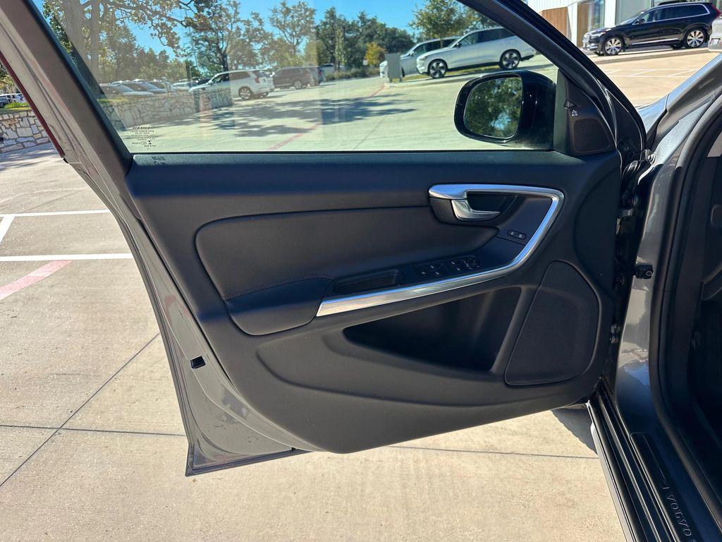 used 2017 Volvo V60 Cross Country car, priced at $13,777