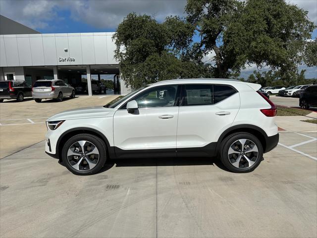 new 2025 Volvo XC40 car, priced at $47,765