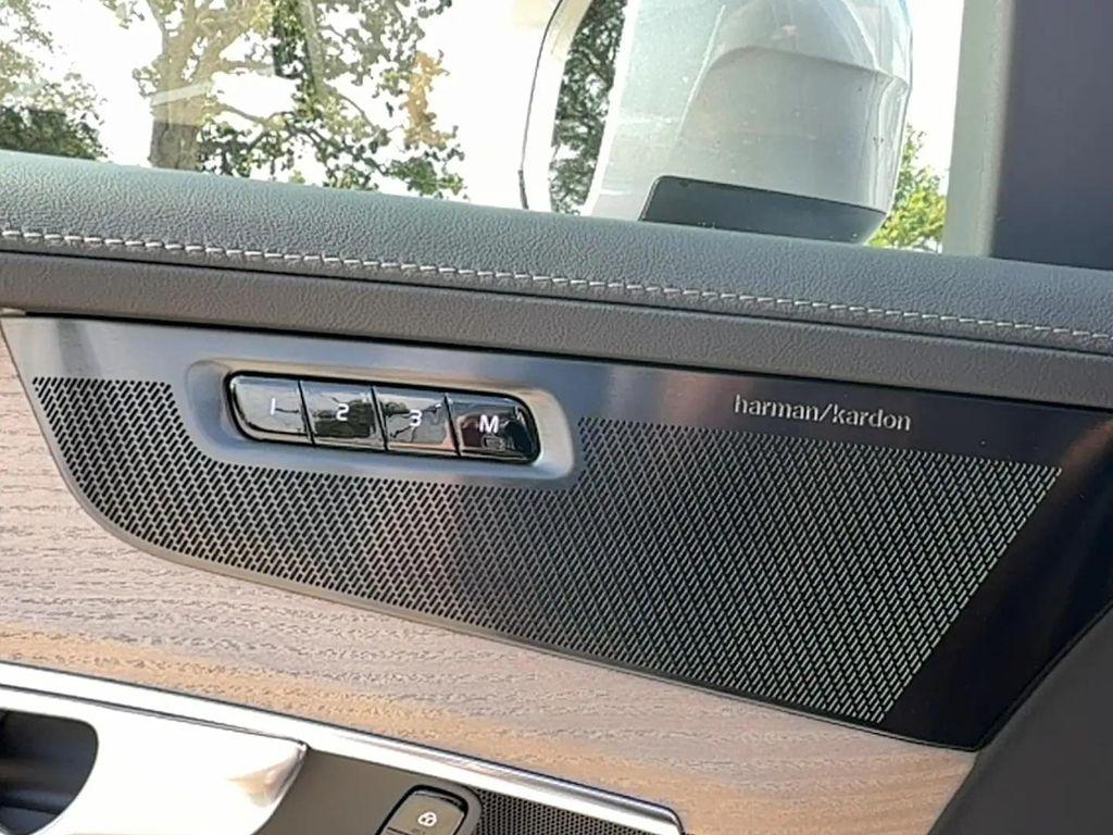 new 2026 Volvo XC90 car, priced at $74,730