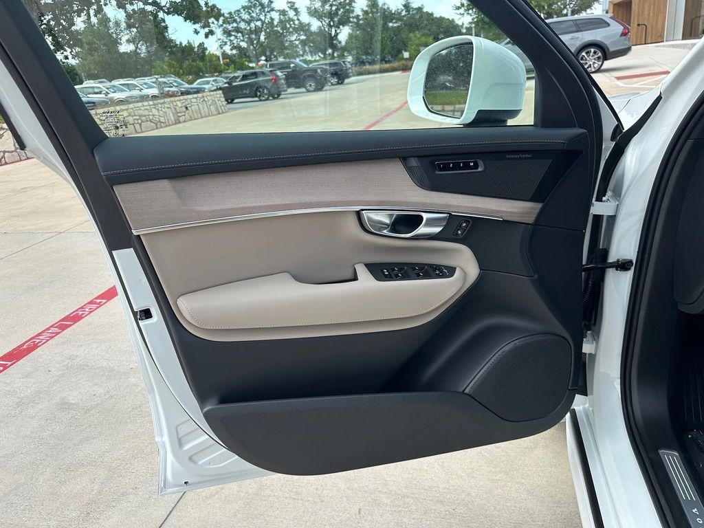 new 2026 Volvo XC90 car, priced at $71,825