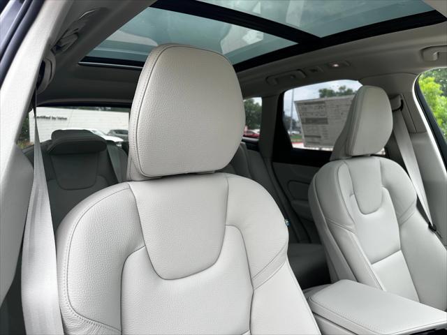 new 2025 Volvo XC60 car, priced at $54,585