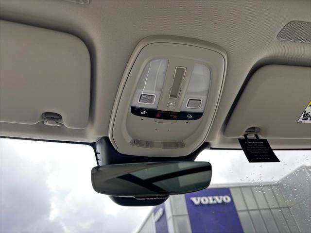 new 2025 Volvo XC60 car, priced at $54,585