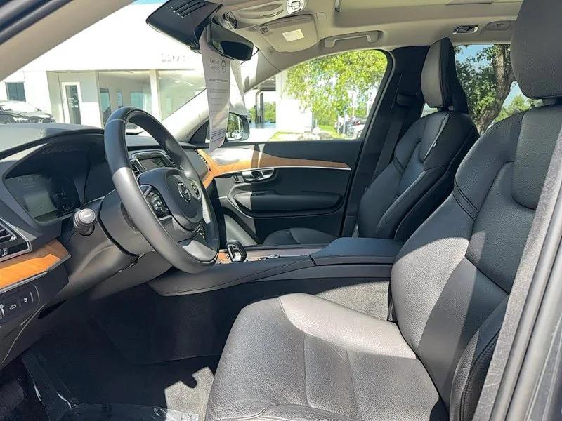 used 2022 Volvo XC90 Recharge Plug-In Hybrid car, priced at $47,797