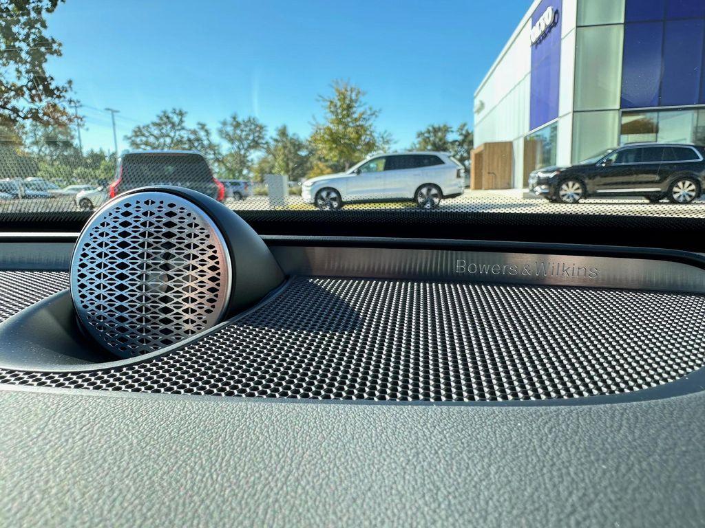 new 2026 Volvo XC90 car, priced at $84,680