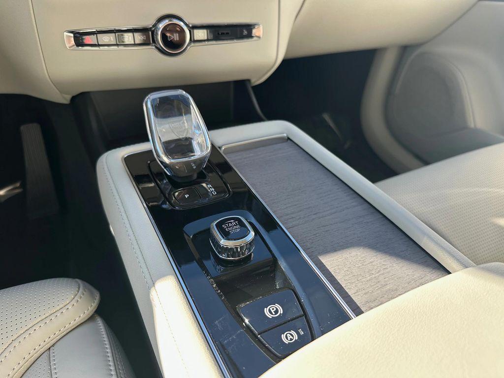 new 2026 Volvo XC90 car, priced at $84,680