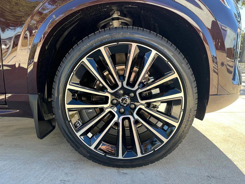 new 2026 Volvo XC90 car, priced at $84,680