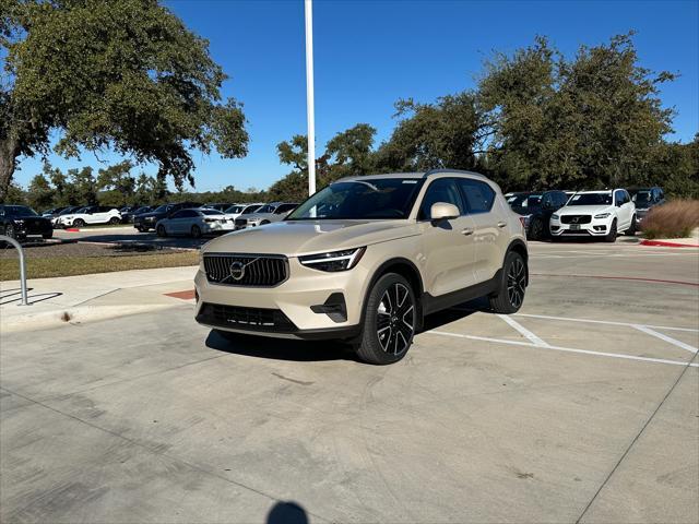 new 2025 Volvo XC40 car, priced at $58,685