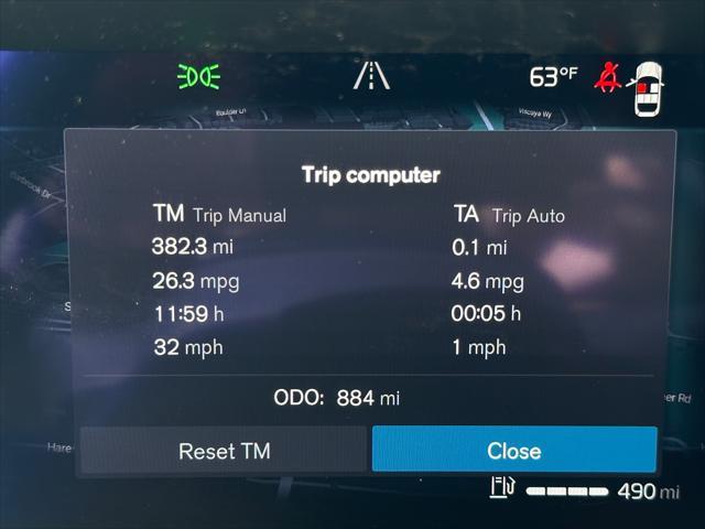 used 2025 Volvo XC40 car, priced at $52,800
