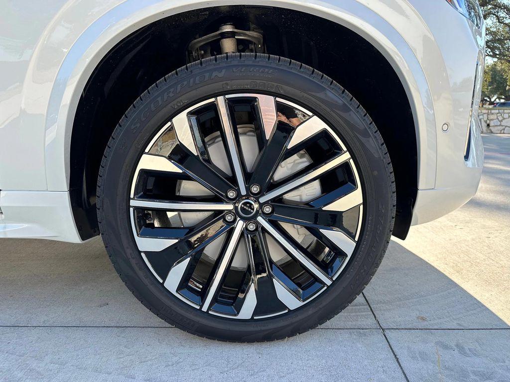 new 2026 Volvo XC90 car, priced at $75,155