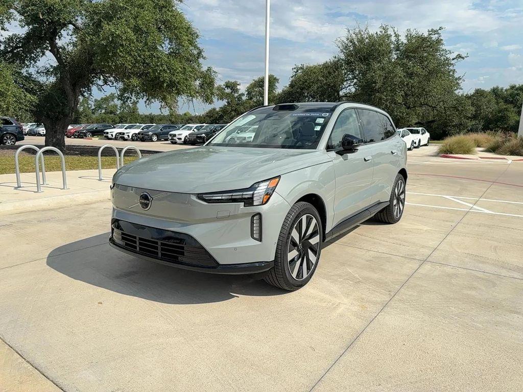 used 2025 Volvo EX90 car, priced at $70,999