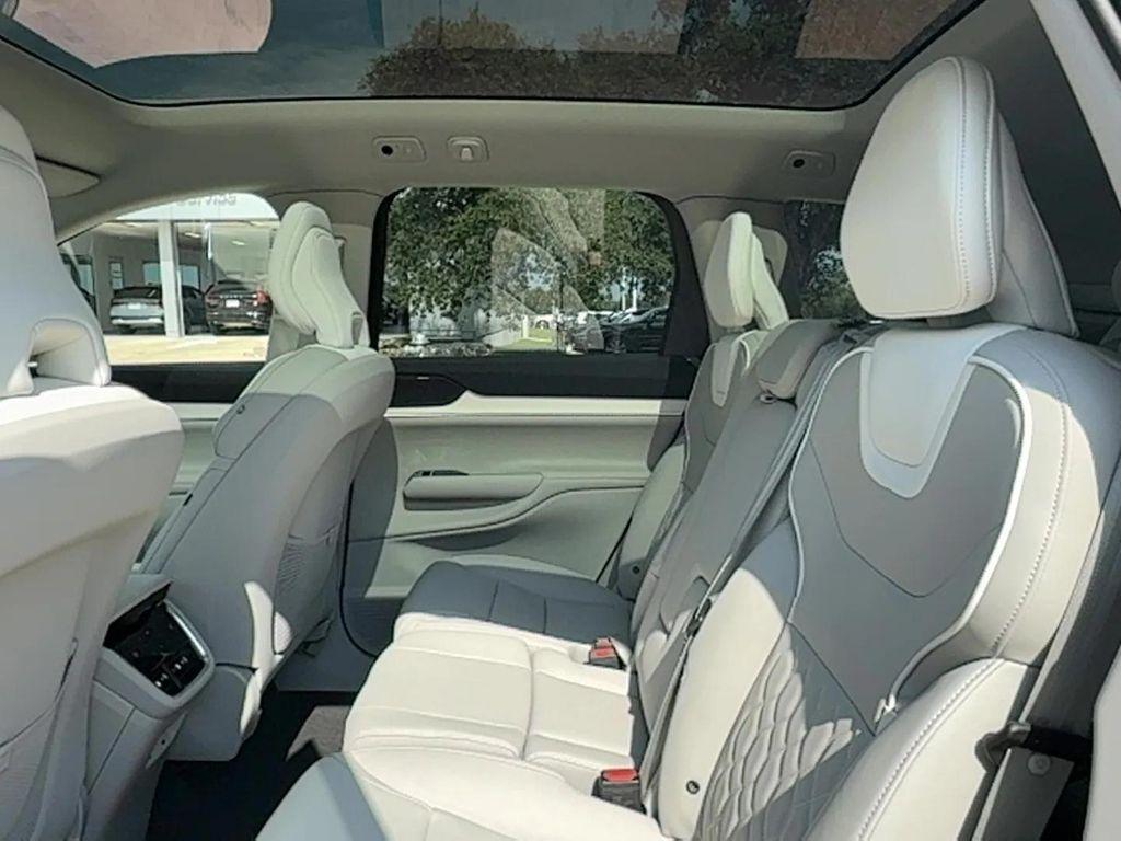 used 2025 Volvo EX90 car, priced at $70,999